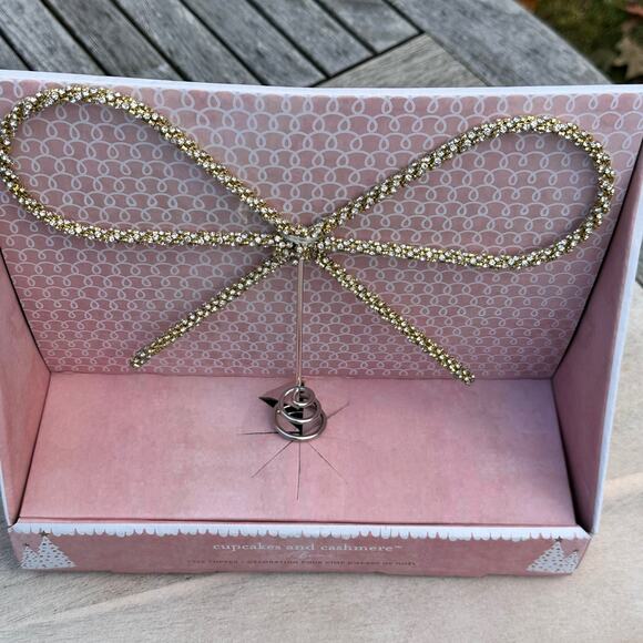 NEW Cupcakes and Cashmere Gold Crystal Bow Tree Topper Glam Holiday Decor NWT - Picture 3 of 16